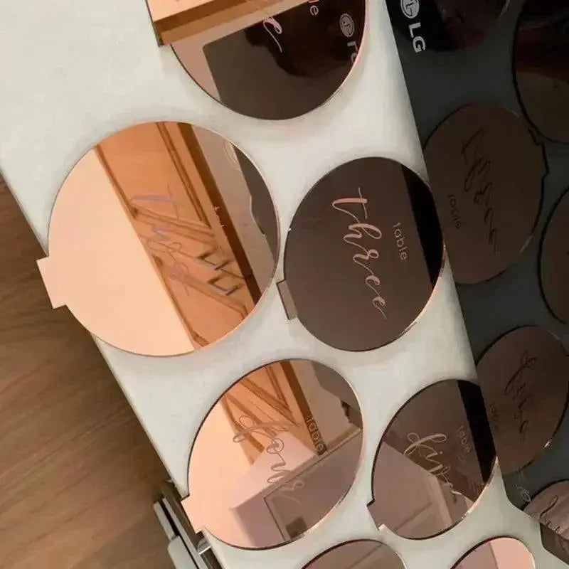 Round Mirror Table Numbers Personalized Acrylic Table Numbers Holder Gold Mirror Sign Engraved Round Acrylic Wedding Decor FYLZGO Signs